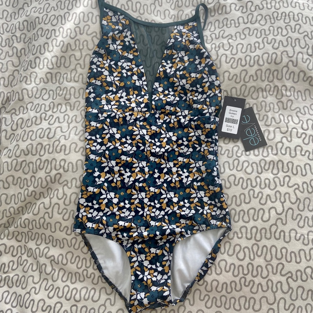 LOOKING FOR TRADES* NWT Eleve dancewear Brooke leotard AL adult large